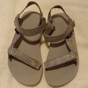 Teva Kids Sandals Size 3 Big Girl in Sparklie Drizzle Color